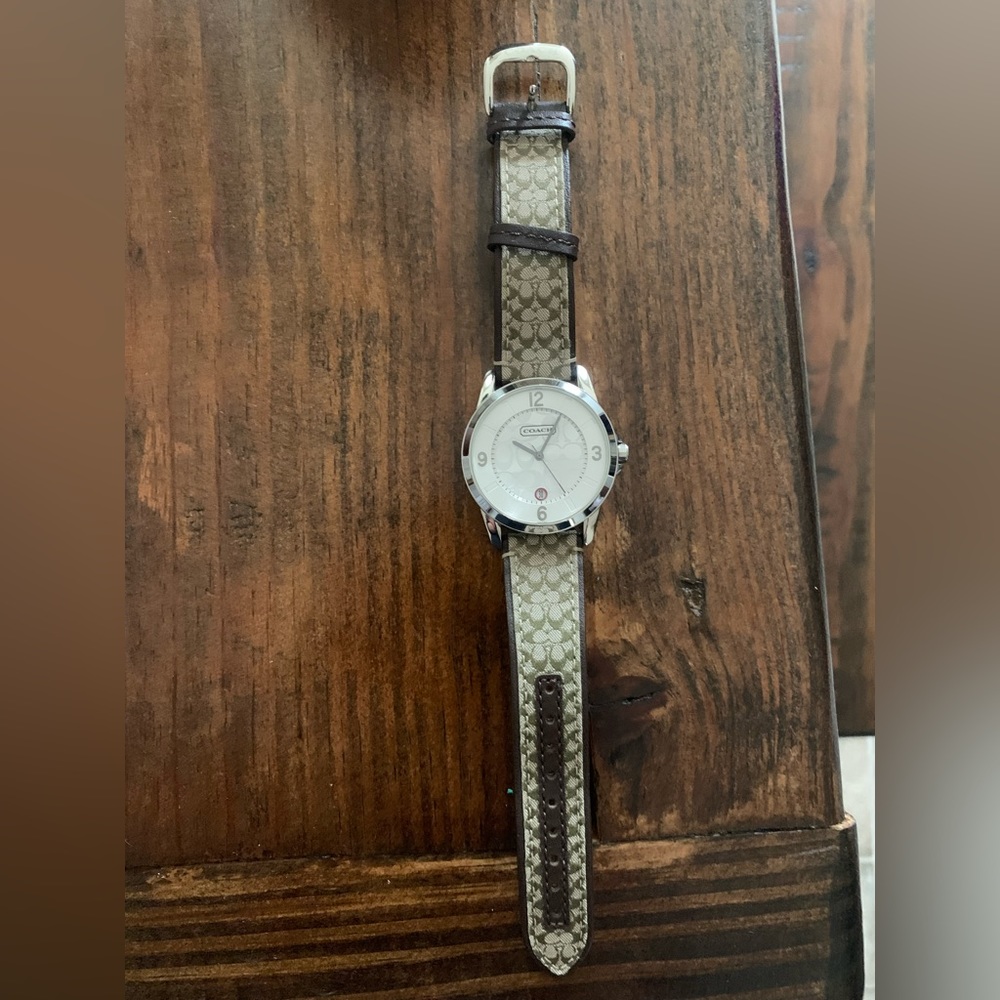 Gently loved Authentic Coach Watch. Needs new battery